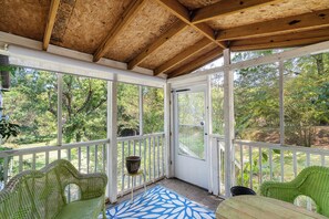 Property grounds - Cozy Calhoun Getaway (Calhoun)