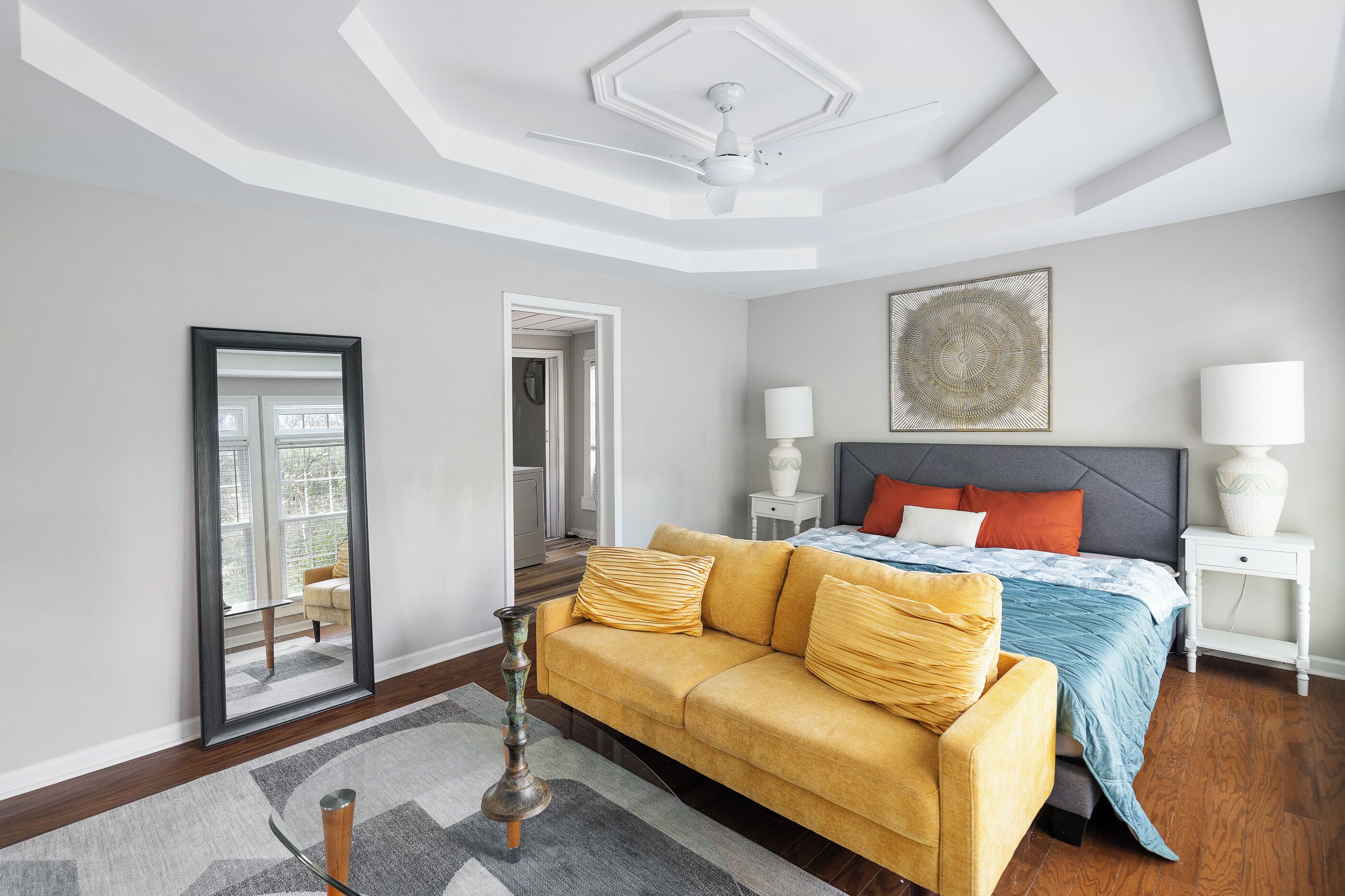 Desk, free WiFi, bed sheets, wheelchair access