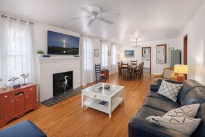 Smart TV - Tybee Island Sunrise (Tybee Island)