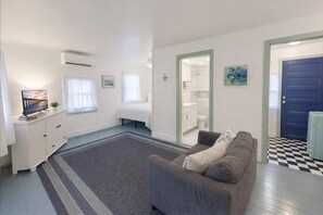 1 chambre, fer et planche à repasser, accès au Wi-Fi (inclus)