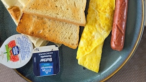 Daily continental breakfast for a fee - Pamera Thoddoo (Thoddoo)