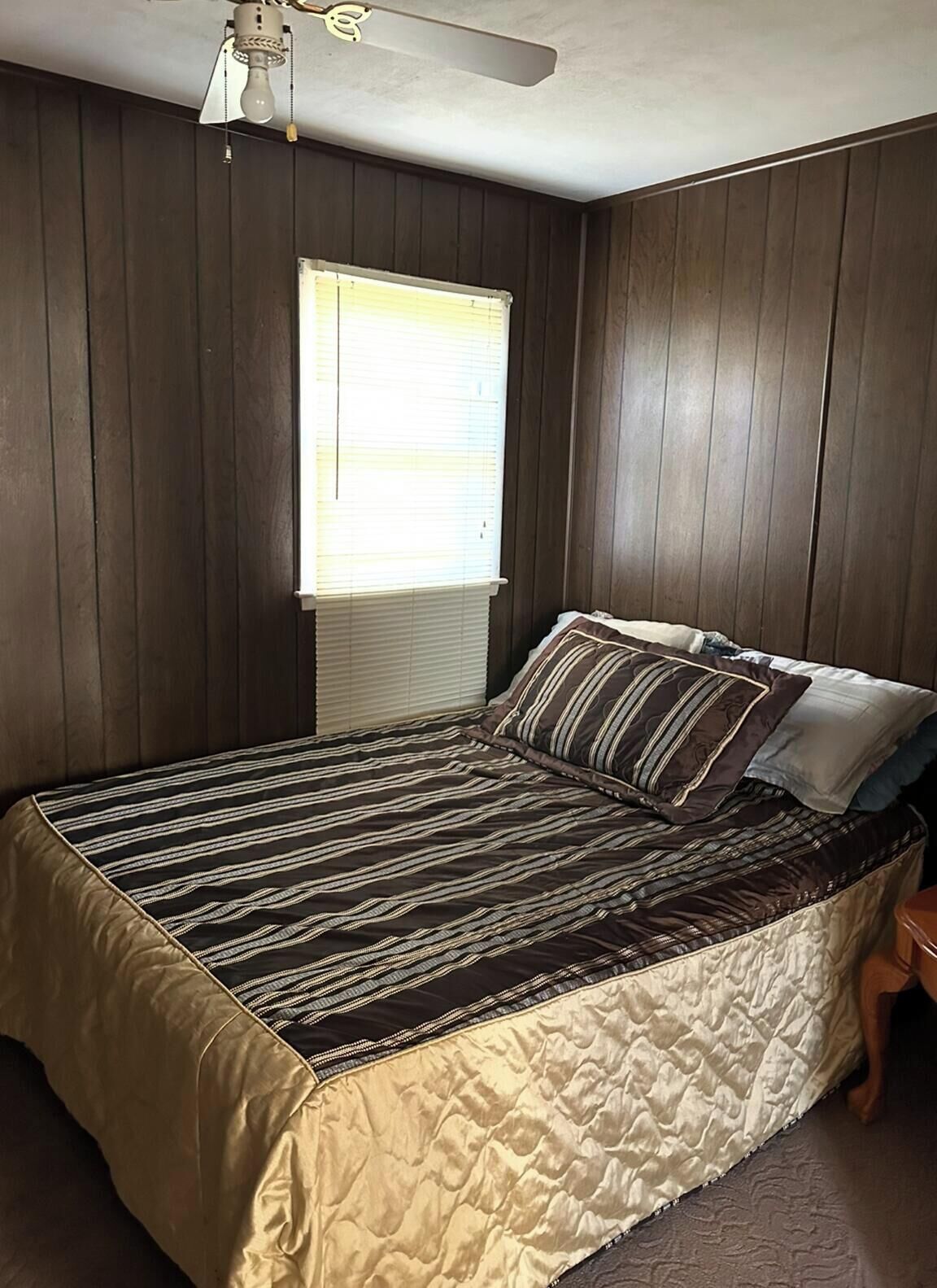 1 habitación, internet y ropa de cama 