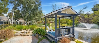 Peaceful Pondhouse - Exclusive Estate in Poway - Pond + Pool + Hot-Tub