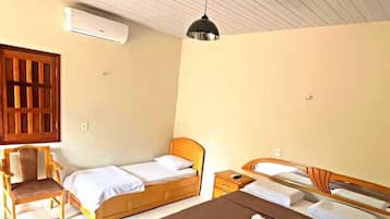 Superior Triple Room, Air conditioning | Iron/ironing board, free WiFi