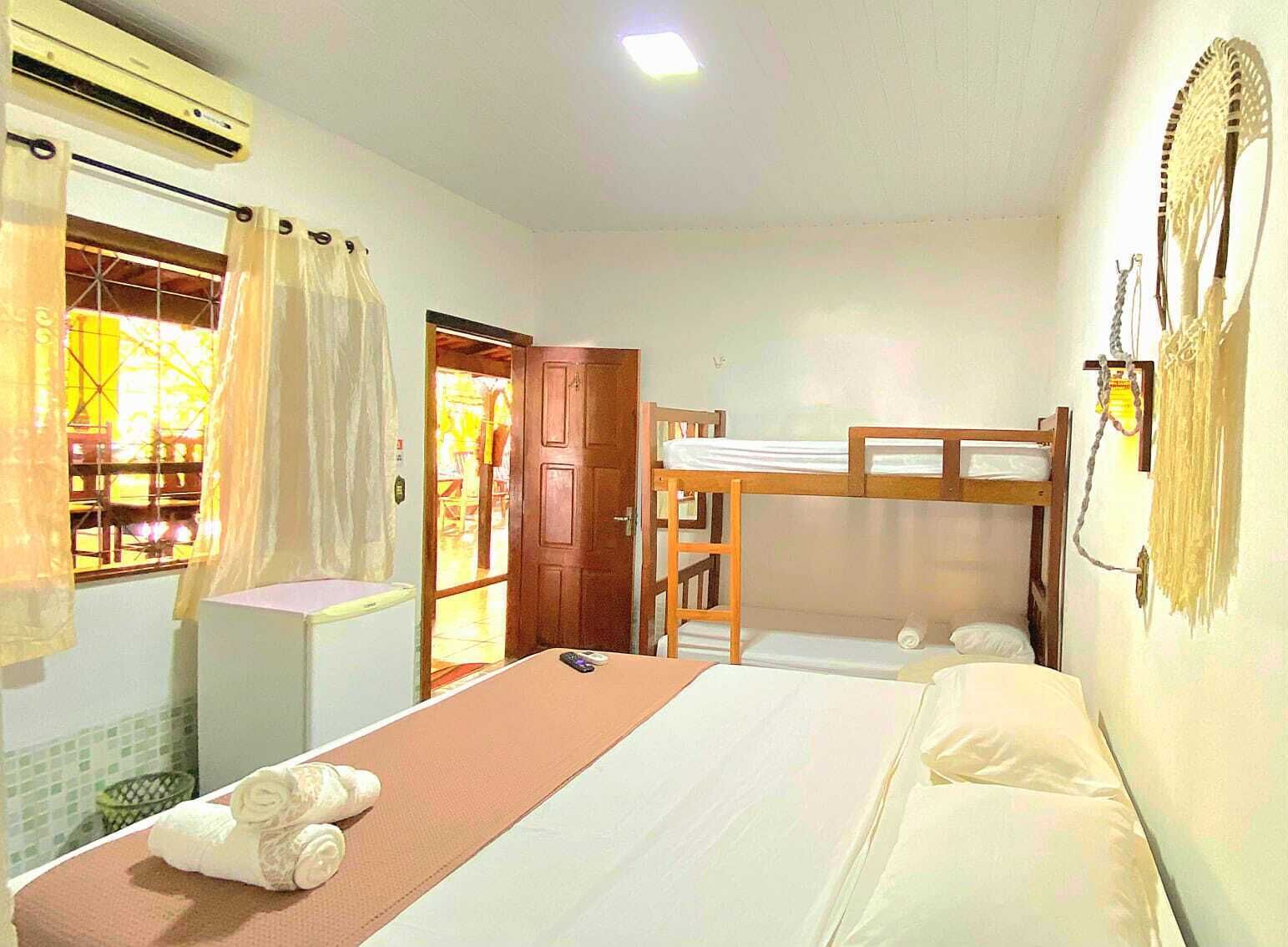 经典四人房, 空调 | 熨斗/熨衣板、免费 WiFi