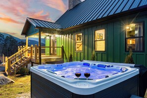 Terrace/patio - IndoorPool*Pickleball*Theater*Firepit*Game Room*HotTub* Smoky Mountain GETAWAY (Sevierville)