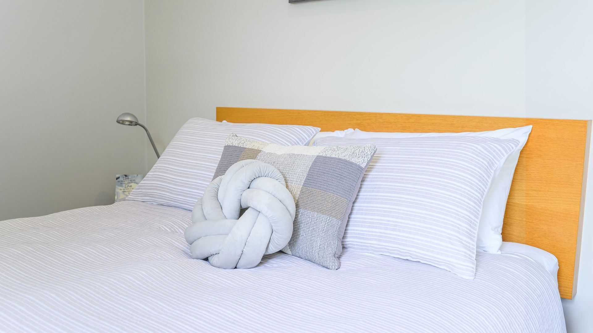 Iron/ironing board, Internet