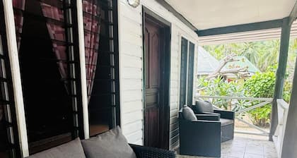 WHITE SANDY BEACH DIVE RESORT - NAVITI ISLAND, YASAWA