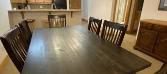 Red Mountain Village 2 bedroom condo sleeps 6