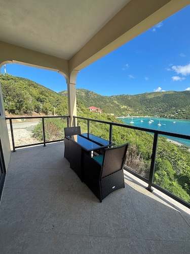 Cozy 1-bedroom villa in tranquil Jost Van Dyke with AC
