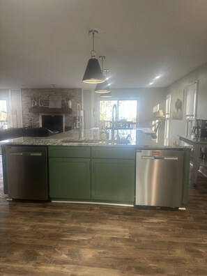 7 bedrooms - The Getaway at Wintergreen (Roseland)