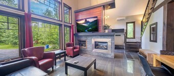 Spa & Pool Table | Ivy Cottage