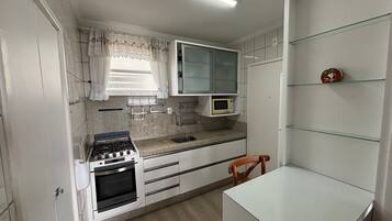 Basic Apartment | Private kitchen