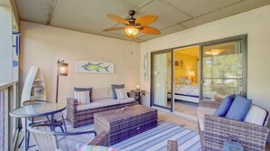 Interior - 2 Condos in Wild Dunes, Pool + Hot Tub, Marina Views Yacht Harbor by Avantstay (Isle of Palms)