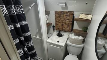 Douche, séchoir à cheveux
