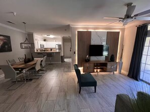 Living area - Modern/beautiful Mediterranean Oasis Near Disney (Kissimmee)