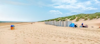 2 bedroom cozy apartment in De Haan