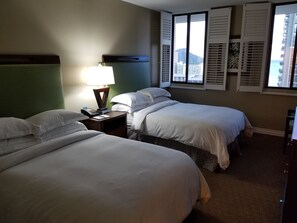 2 bedrooms, iron/ironing board, free WiFi, bed sheets - Hilton Grand Vacations Lagoon Tower - 2-Bedroom Ocean View Unit (Honolulu)