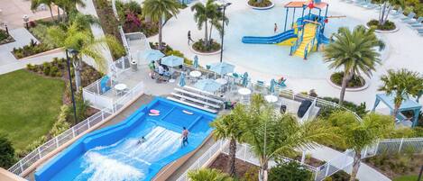 Piscine couverte, piscine extérieure