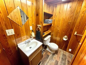 HÄrtork, handdukar och toalettpapper