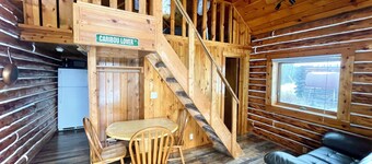 Cozy Cabin with WiFi, Sauna & Reindeer Enclosure in Delta Junction - Cabin 3