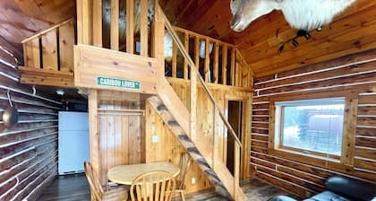 Cozy Cabin with WiFi, Sauna & Reindeer Enclosure in Delta Junction - Cabin 3