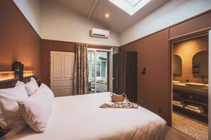 1 slaapkamer, een kluis op de kamer, wifi, beddengoed