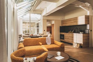 TV - Appt moderne près de la plage | Jardin privé (Saint-Jean-de-Luz)