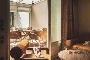 Dining - Logement près de la plage avec terrasse privée (Saint-Jean-de-Luz)