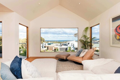 Sweeping Ocean Views Pet Friendly