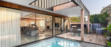 Restauration extérieure