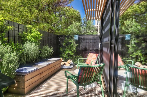 Central Ocean Grove Hideaway Pet Friendly