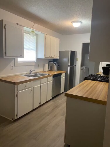 Dollie’s Cove, A Veteran owned Hospitality Service Mississippi