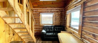 Getaway Cabin with WiFi, Sauna & Reindeer Enclosure - Cabin 4