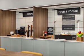 Restaurant - Holiday Inn Hotel And Suites Commerce City Denver Airport By Ihg (Commerce City)