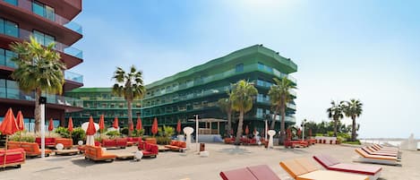 บริเวณภายนอก