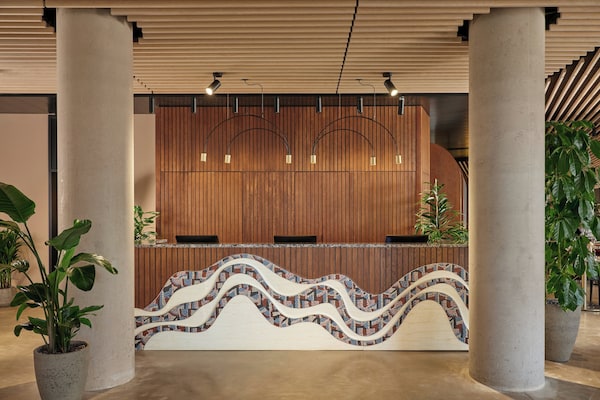 Hotel Indigo Gloucester The Forum By Ihg - Gloucester