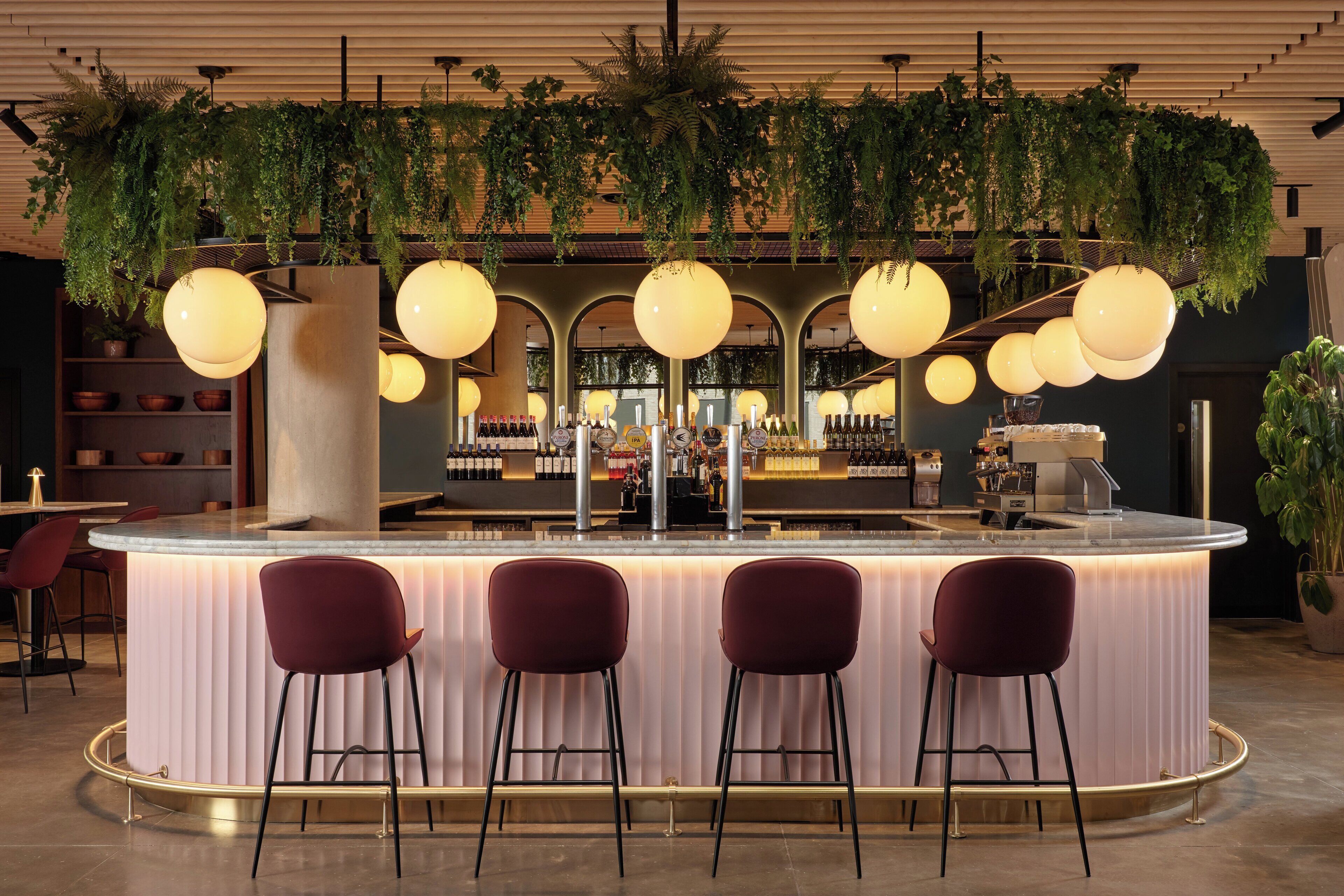 2 bars/lounges, rooftop bar