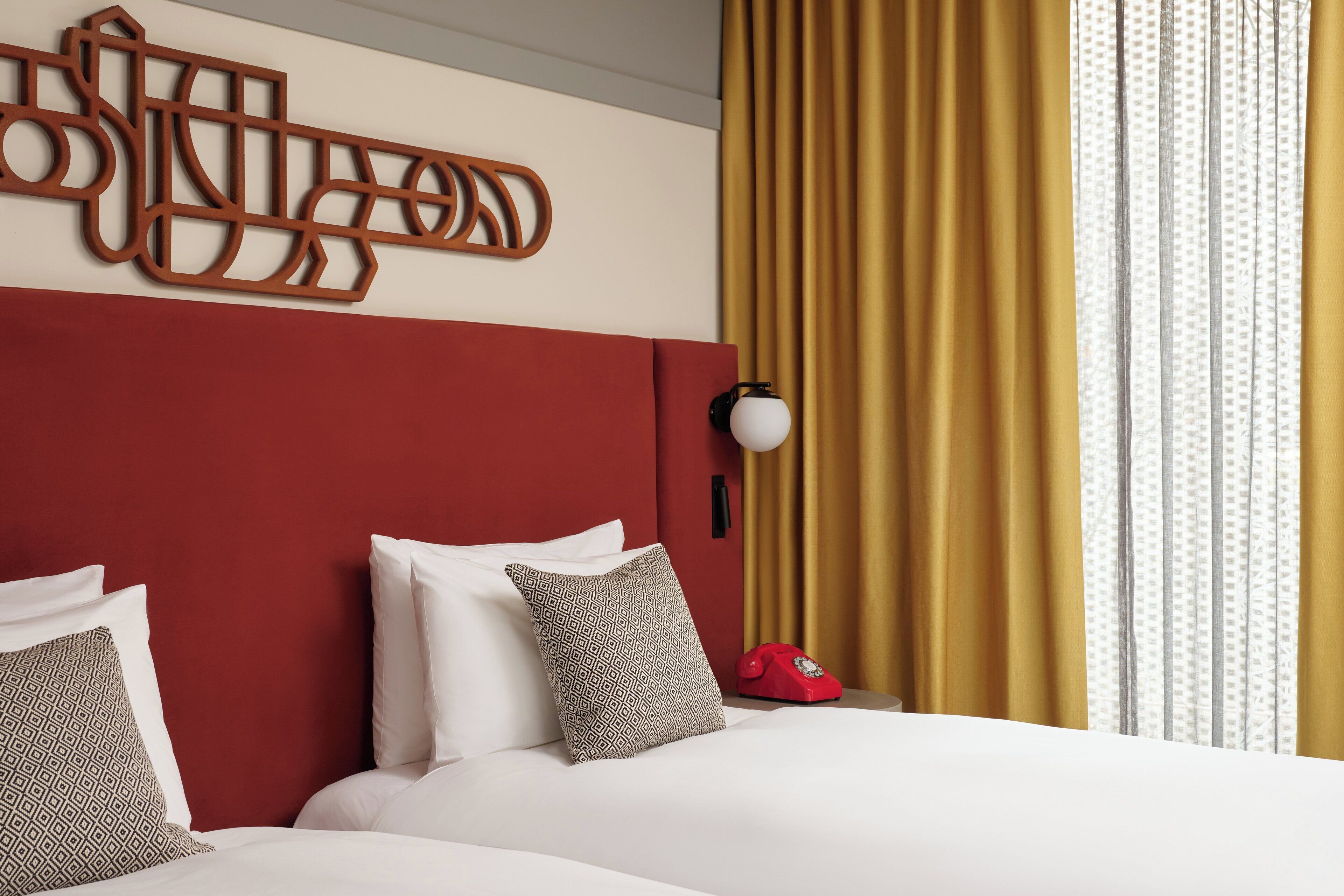 Standard Room, 2 Twin Beds | In-room safe, desk, laptop workspace, blackout drapes