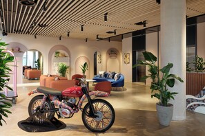 Exterior - Hotel Indigo Gloucester The Forum By IHG (Gloucester)