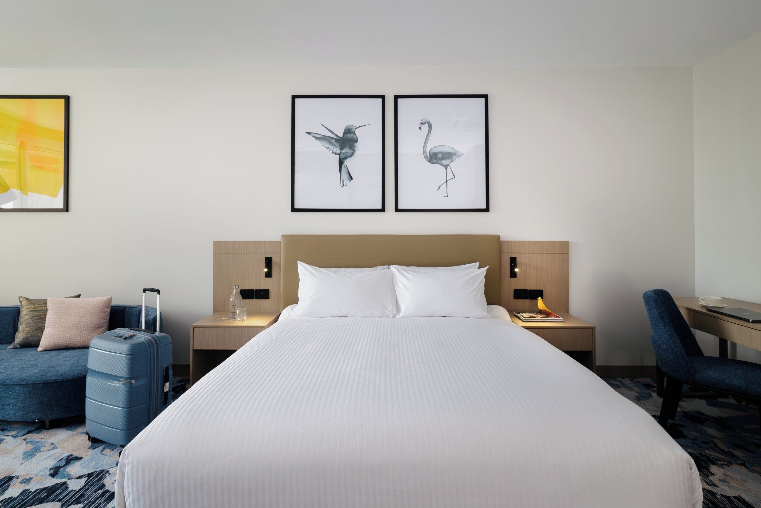 Literie de qualité supérieure, surmatelas, minibar