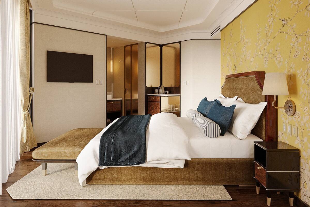 Grand Room, 1 King Bed, Corner