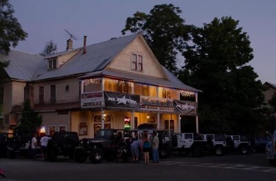 Georgetown Hotel and Saloon