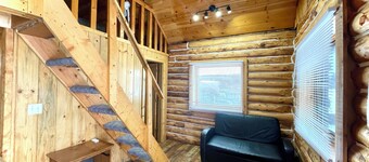 Serene Cabin with Sauna, WiFi & Reindeer Enclosure in Delta Junction - Cabin 5