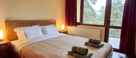 Fer et planche à repasser, Wi-Fi, draps fournis