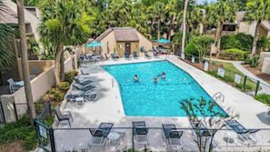 Pool - Poolside Villa Walk To The Beach (Hilton Head Island)