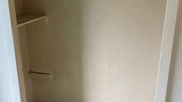 Yhden hengen businesshuone | Sisätilat