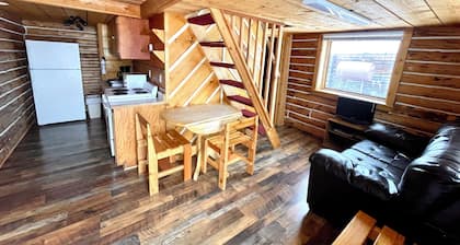 Fisherman's Fortress — Rustic Cabin