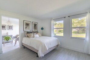 2 bedrooms, internet, bed sheets