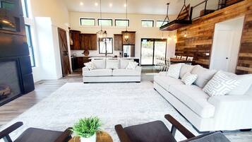 Télévision, cheminée